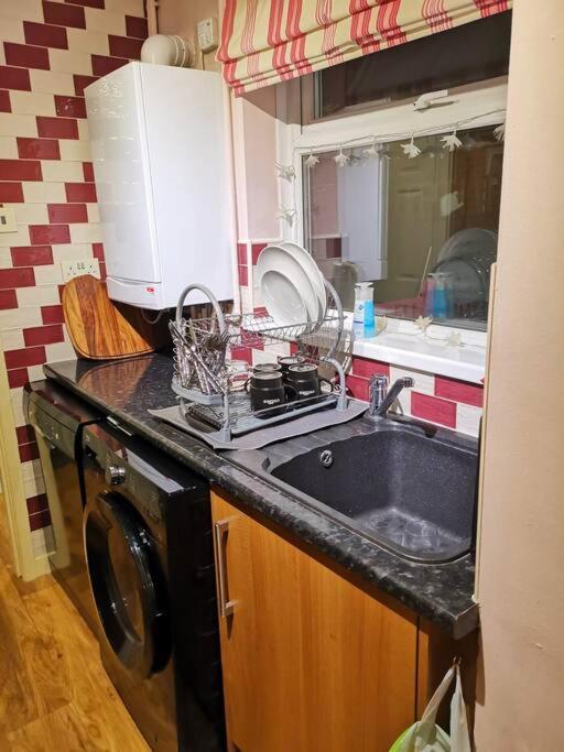 Sommerset Cottages - 2 Bedroom House Сандерлэнд Экстерьер фото