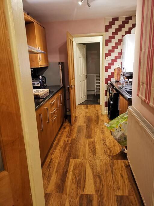 Sommerset Cottages - 2 Bedroom House Сандерлэнд Экстерьер фото